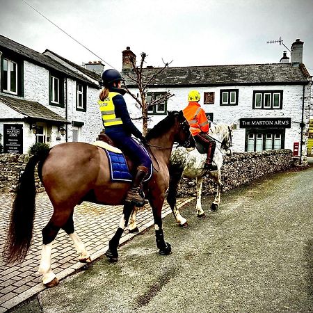 The Marton Arms Hotell Ingleton  Exteriör bild
