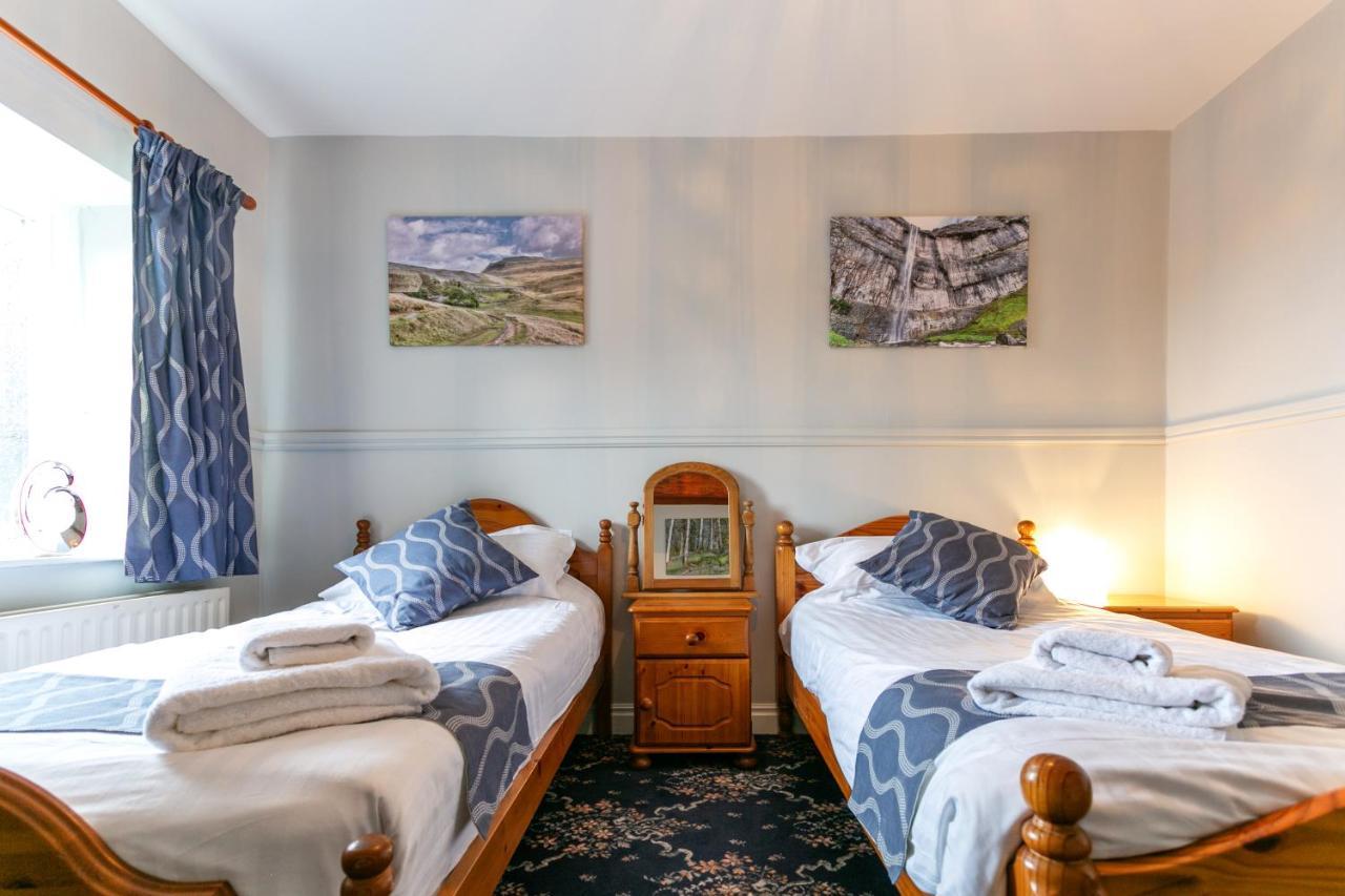 The Marton Arms Hotell Ingleton  Exteriör bild